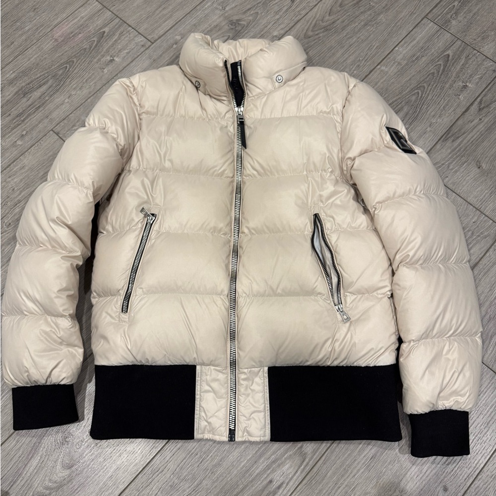 RUDSAK Women's Beige and Black Puffer Jacket